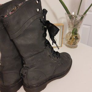 Dr Martens Triumph 1914 Floral